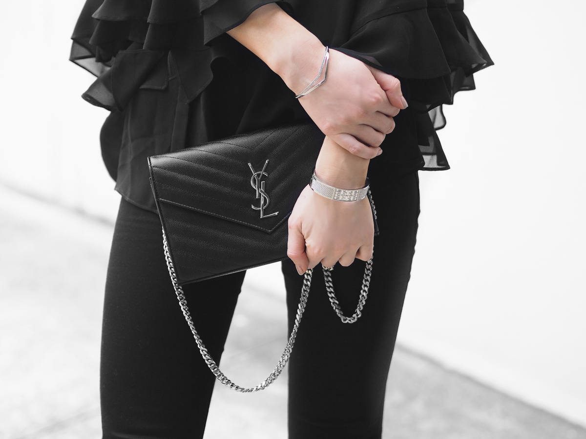 Yves Saint Laurent chain bag