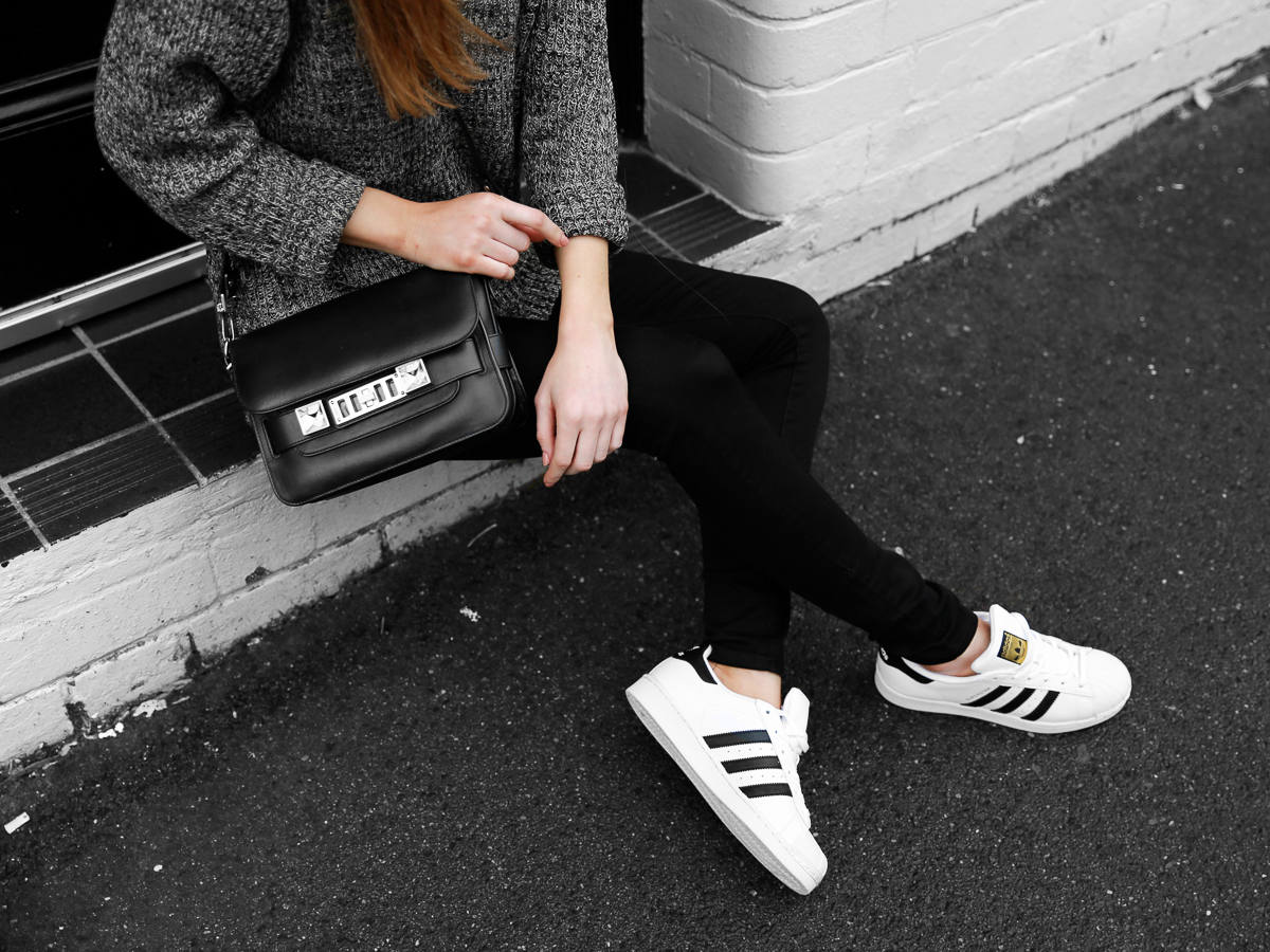 Adidas Superstar Sneakers Outfit